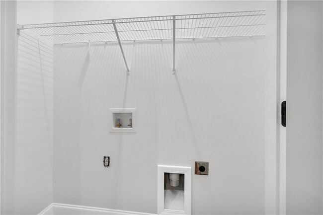 Building Photo - 155 Carey St