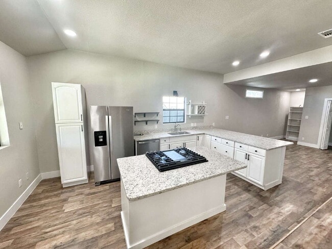 Building Photo - Great Home in New Braunfels