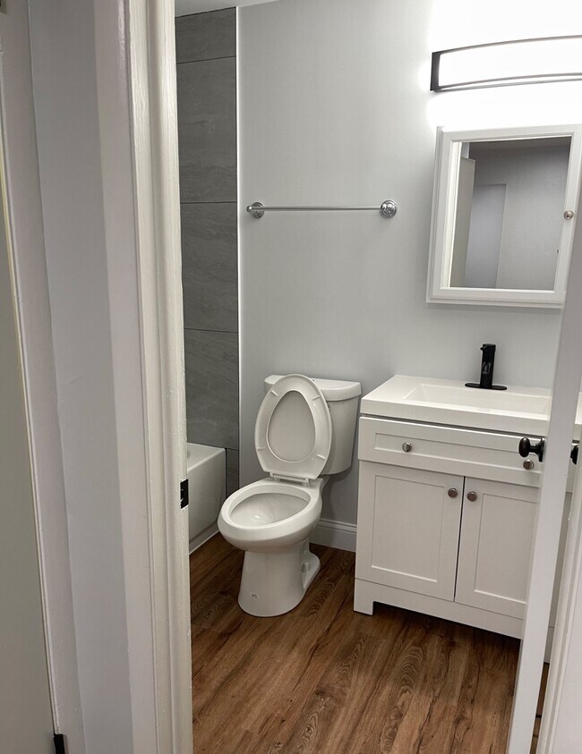 Building Photo - Main Street Milford Apartments LLC