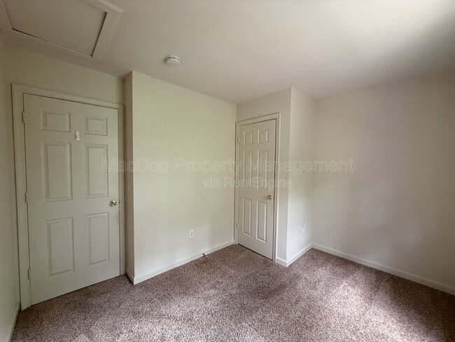 Building Photo - 11009 Bevin Dr