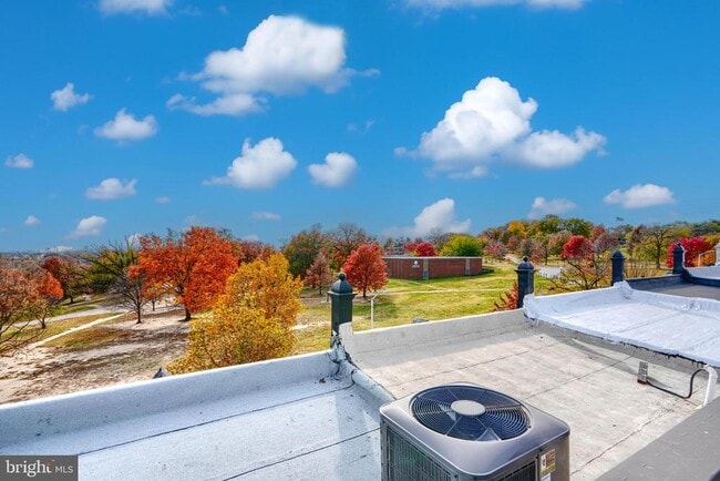 Building Photo - 2630 E Baltimore St