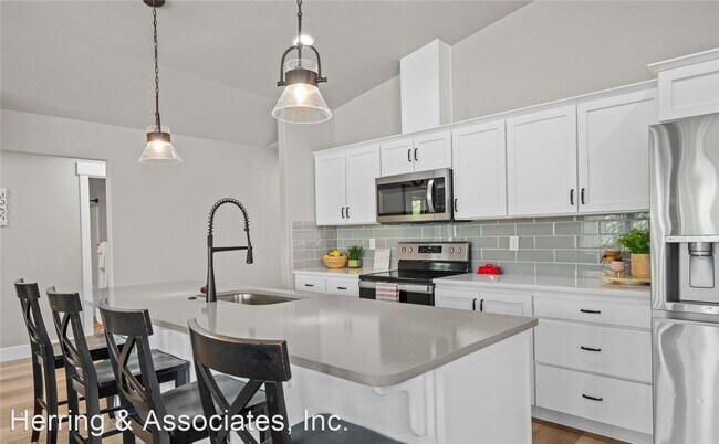 Building Photo - 3 br, 3 bath House - 3020 Riverview Lane