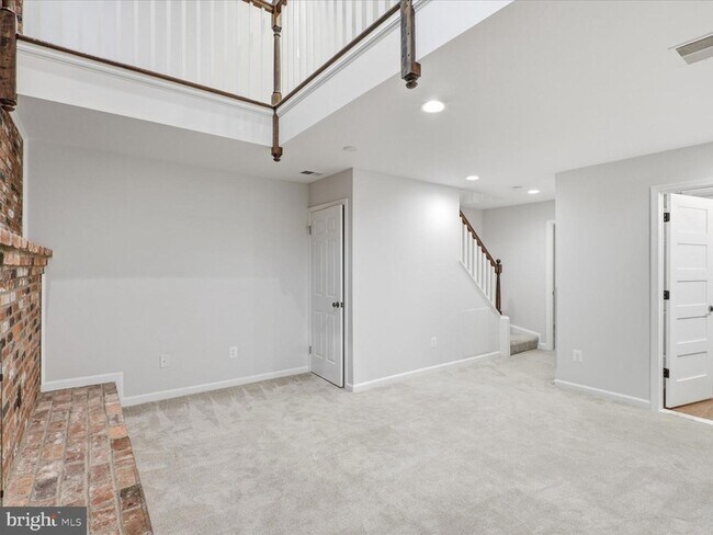 Building Photo - 1612 Arlington Blvd