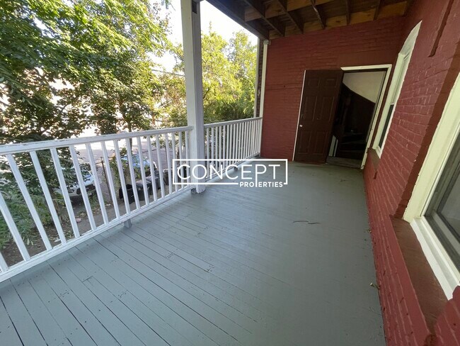 Building Photo - 270 Bowdoin St