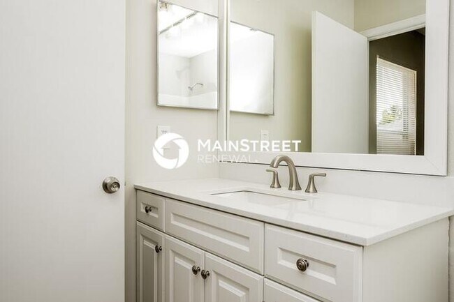 Building Photo - 3 Bedroom Pet-Friendly Home in PALM BAY, FL with Main Street Renewal