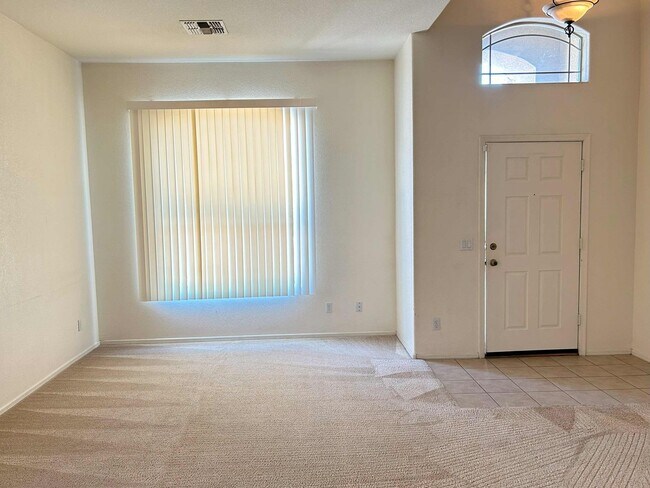 Building Photo - MOUNTAIN VISTA RANCH HOME WITH POOL AND SP...