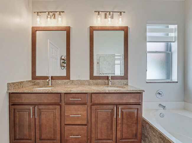 Building Photo - 9725 Cherry Blossom Ct