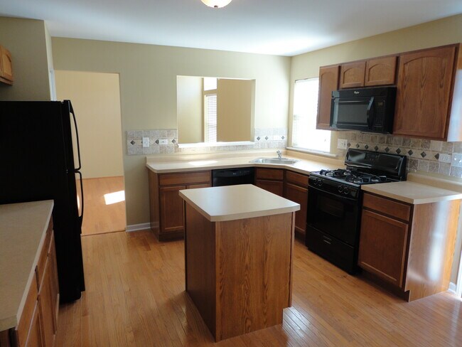 Building Photo - 2317 Scott Lane