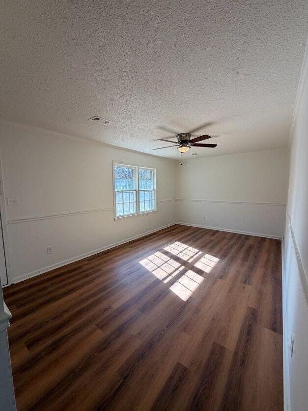 Building Photo - 1692 Kinglet Rd