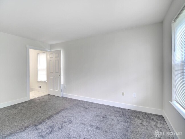 Building Photo - 2302 Timber Ridge Ct