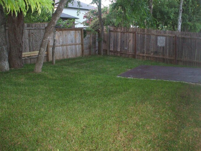 Building Photo - 2408 Wilma Rudolph Rd