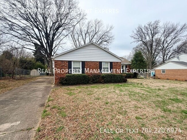 Building Photo - 4017 Tamerlane Dr