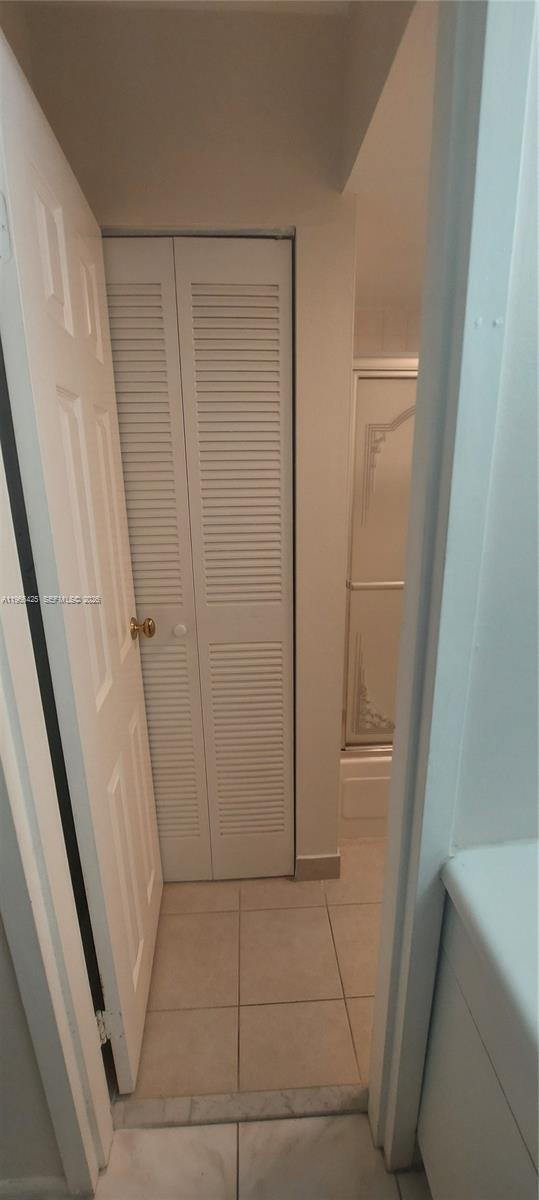 Building Photo - 4334 NW 9th Ave