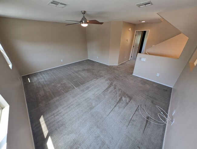 Building Photo - 10544 Headwind Ave