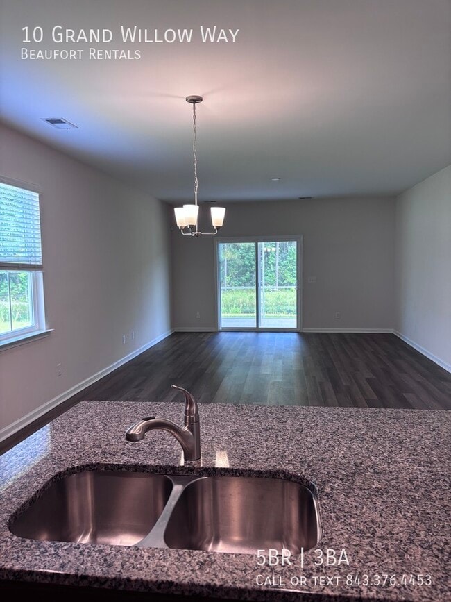 Building Photo - 10 Grand Willow Wy