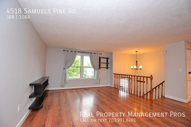 Building Photo - Beautifully Updated Single Family For Rent...