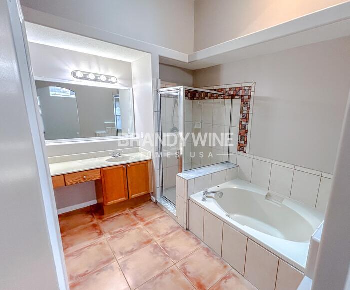 Building Photo - 15412 Bay Vista Dr