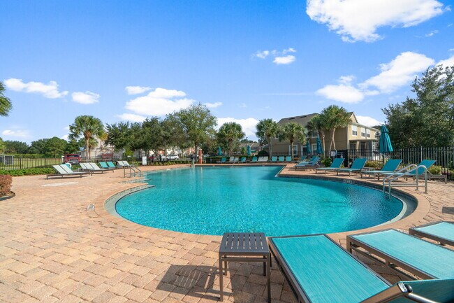 Building Photo - AVAILABLE MAY 10TH 2BD/2.5 BATH TOWNHOME IN THE EXCLUSIVE WYNCHASE COMMUNITY!!