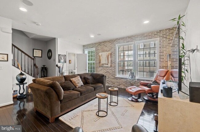 Building Photo - 4822 Forest Pines Dr