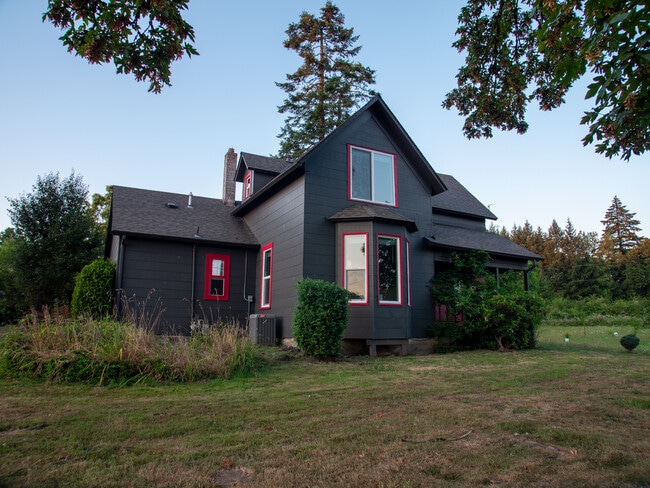 Building Photo - 22745 OR-240