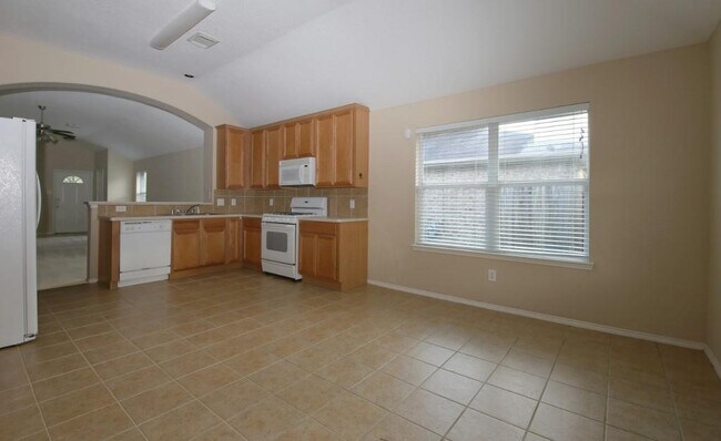 Building Photo - 14715 Country Rose Ln