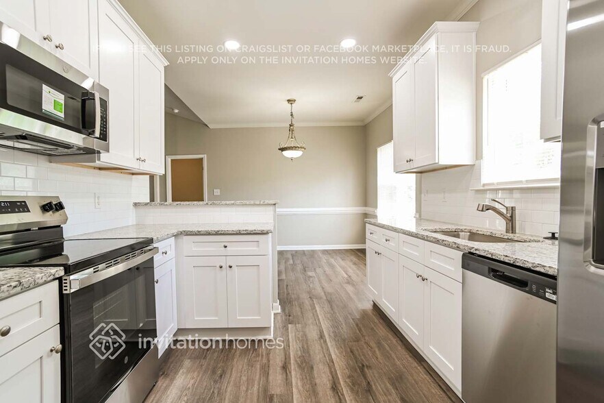 Building Photo - 456 Linsbury Ct