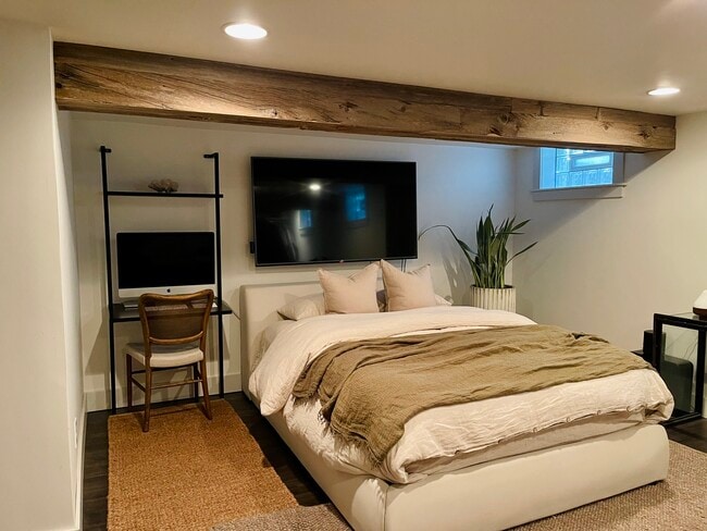 Basement - 5545 13th Ave S