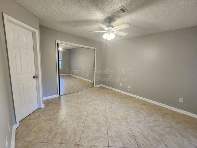 Building Photo - 311 Hawkstone Way