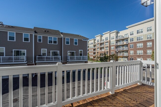 Building Photo - 773 Rockwell Ln