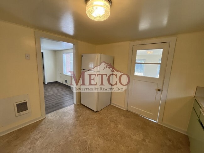 Building Photo - Nice 3 bedroom, 1 bath home in Springfield