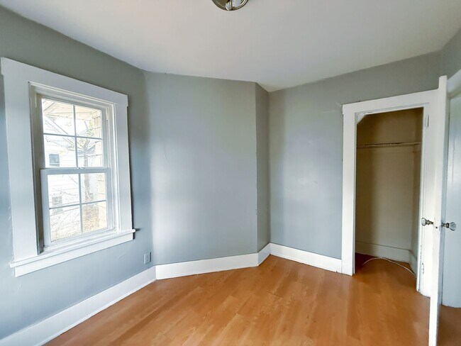 Building Photo - Stratford Park