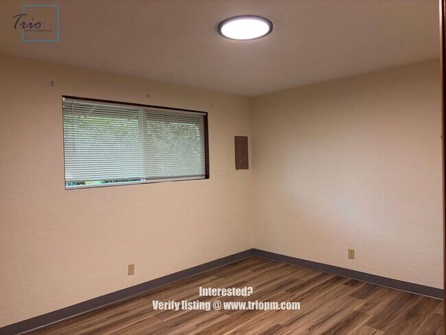 Building Photo - 2600 Onyx St