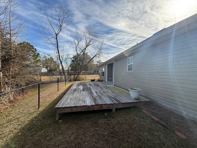 Building Photo - 3 Bedroom/2 Bath home in Ray City