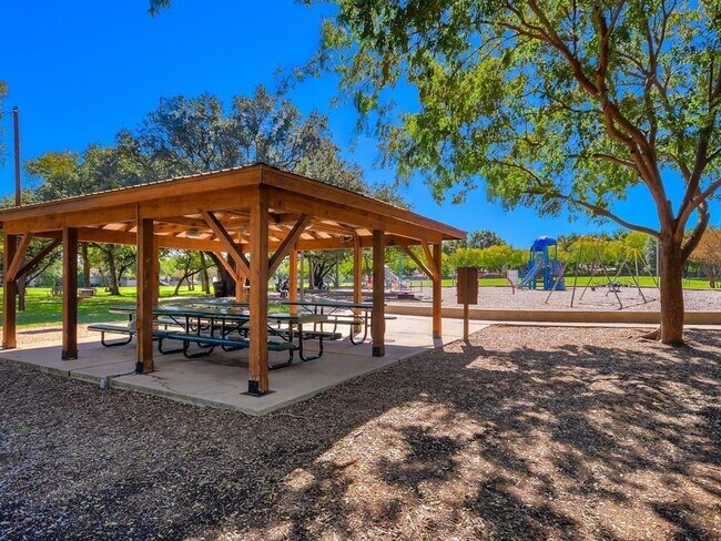 Building Photo - 8505 Bobcat Dr