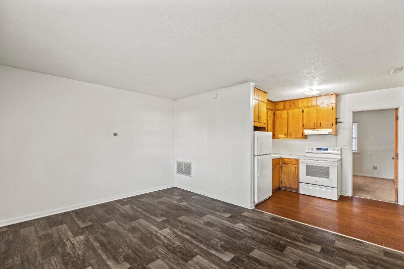 Building Photo - 224 Zack Cir