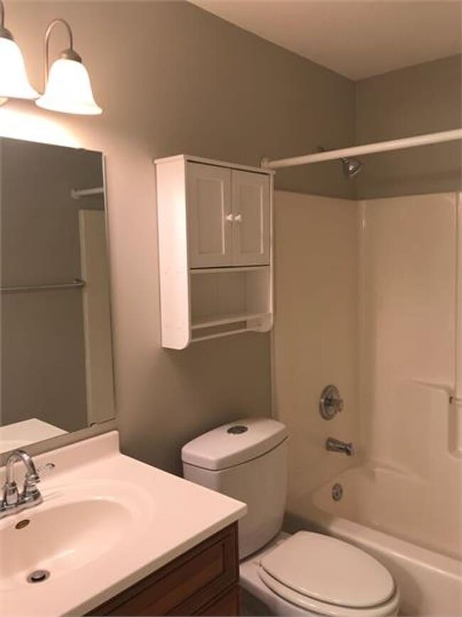 Building Photo - 108 Eagle Ridge Dr