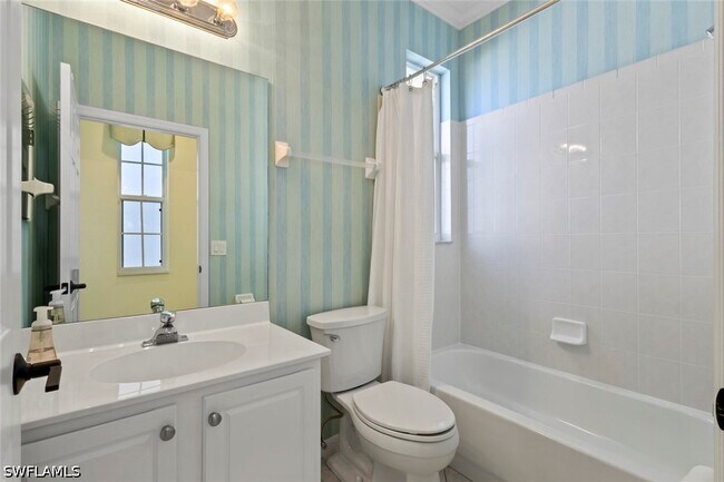 Building Photo - 1208 Chelmsford Ct