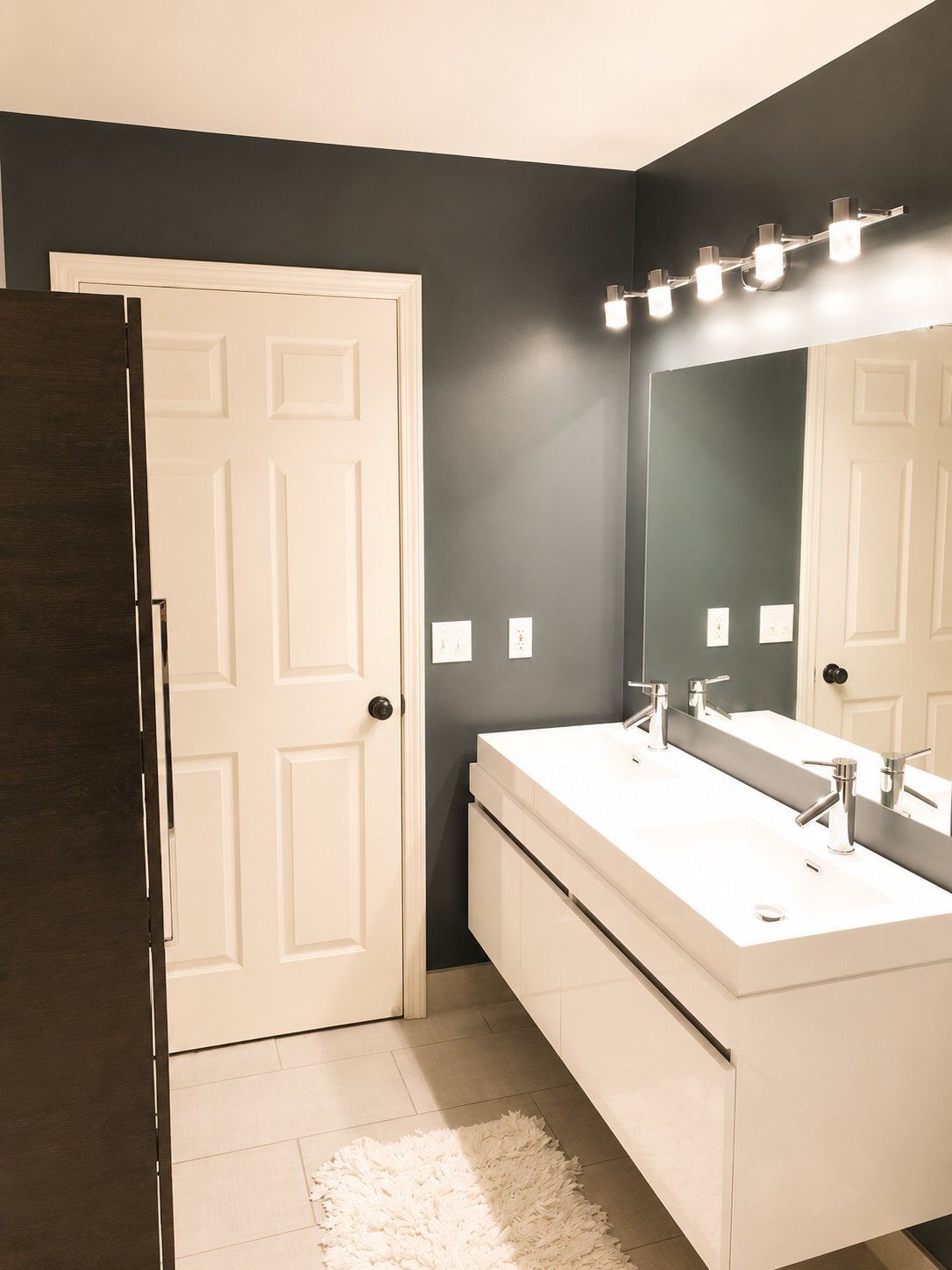 Building Photo - 3081 Promenade Cir
