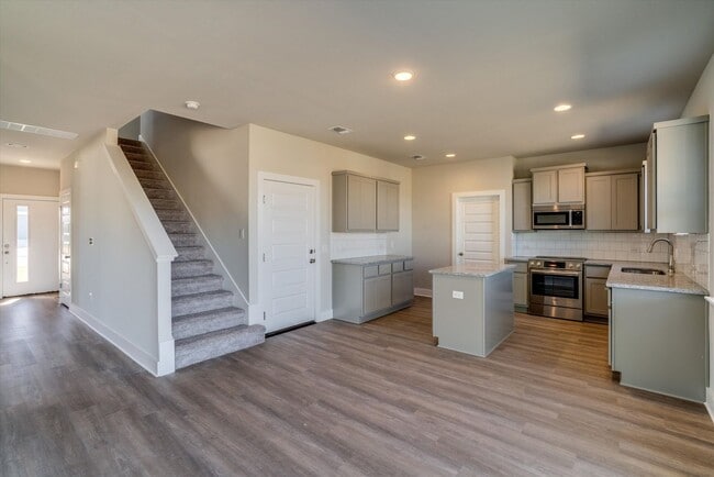 Building Photo - 9824 Eloquence Dr