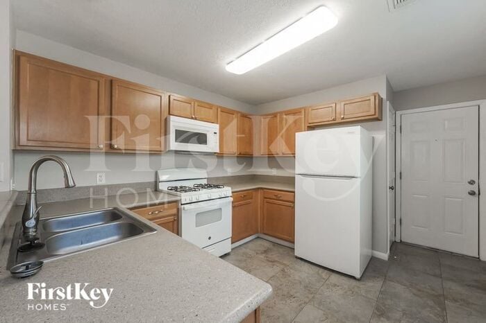 Building Photo - 6315 Austinville Dr
