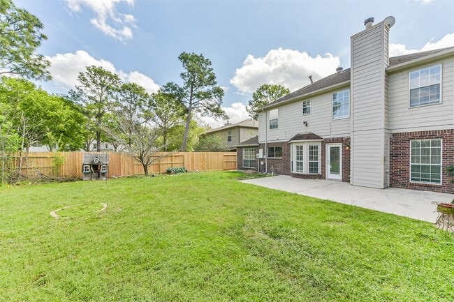 Building Photo - 7063 River Garden Dr