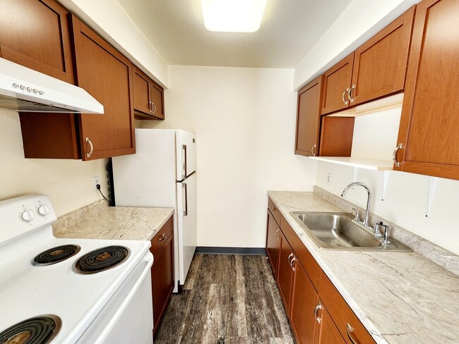 Building Photo - Drummond Flats