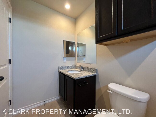 Building Photo - 3 br, 2.5 bath House - 6012 JAX WAY #103