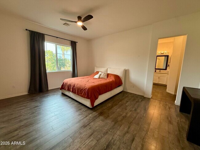 Building Photo - 14200 W Village Pkwy