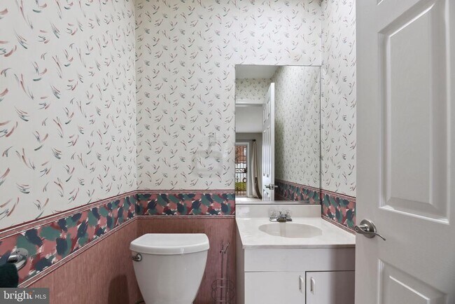 Building Photo - 6218 Lindbergh Blvd.