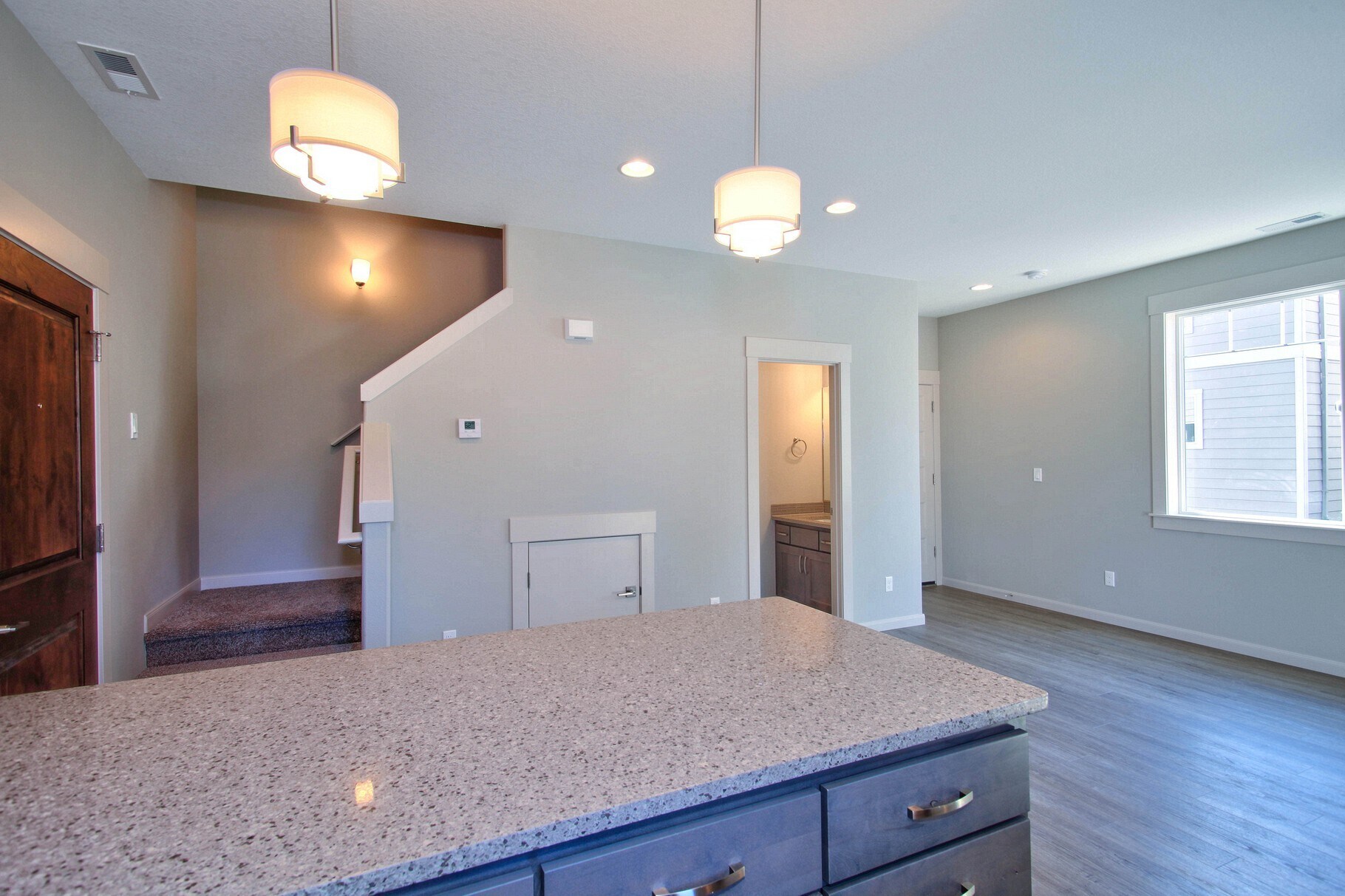 Building Photo - 9424 N Macrum Ave