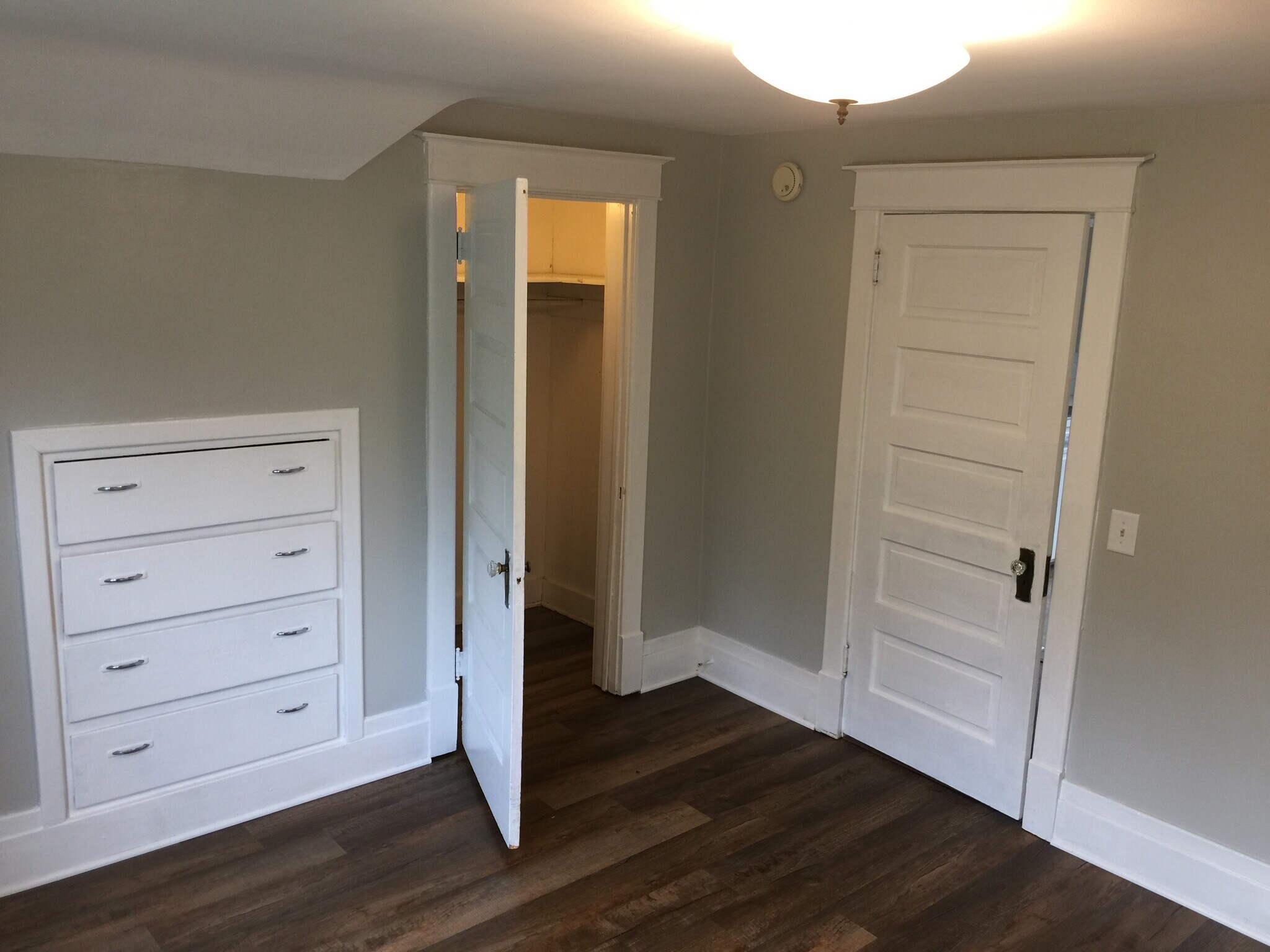 bedroom 1A - 721 Locust St