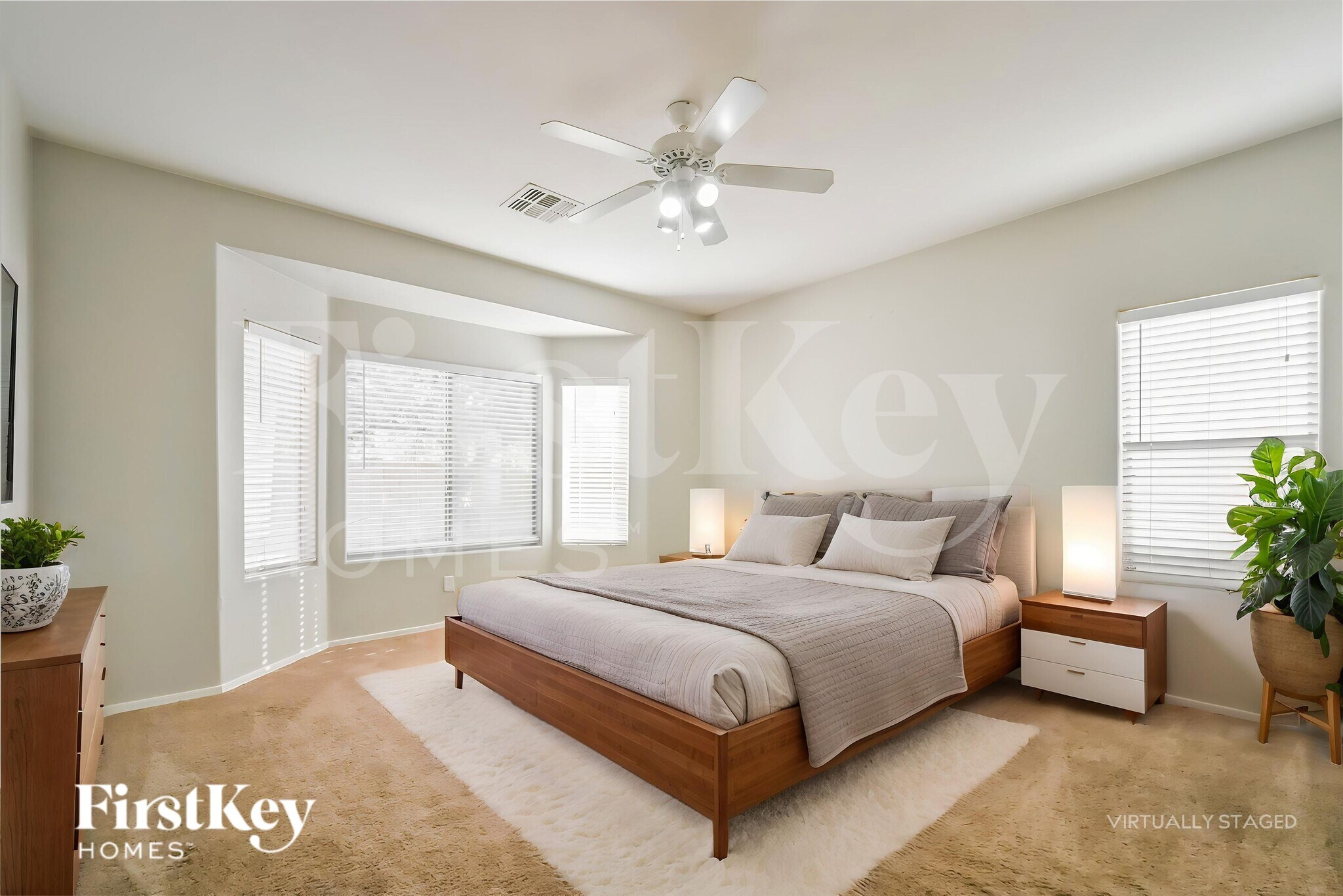 Building Photo - 3032 E Pinto Valley Rd