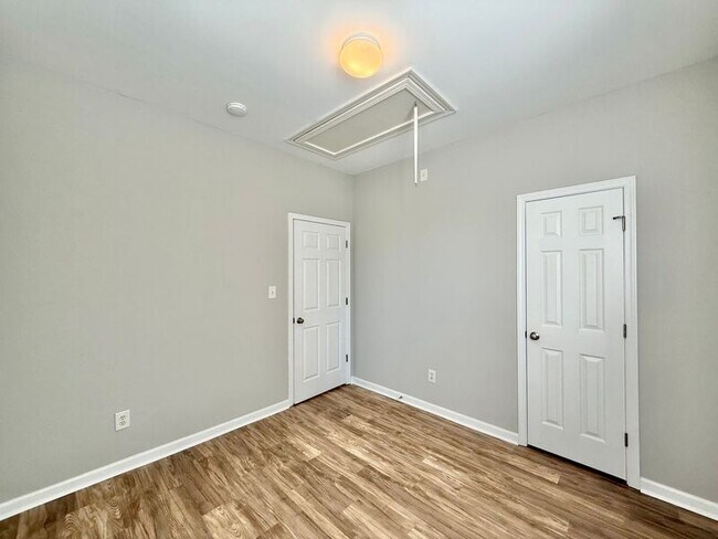 Building Photo - 2113 Trefoil Ln