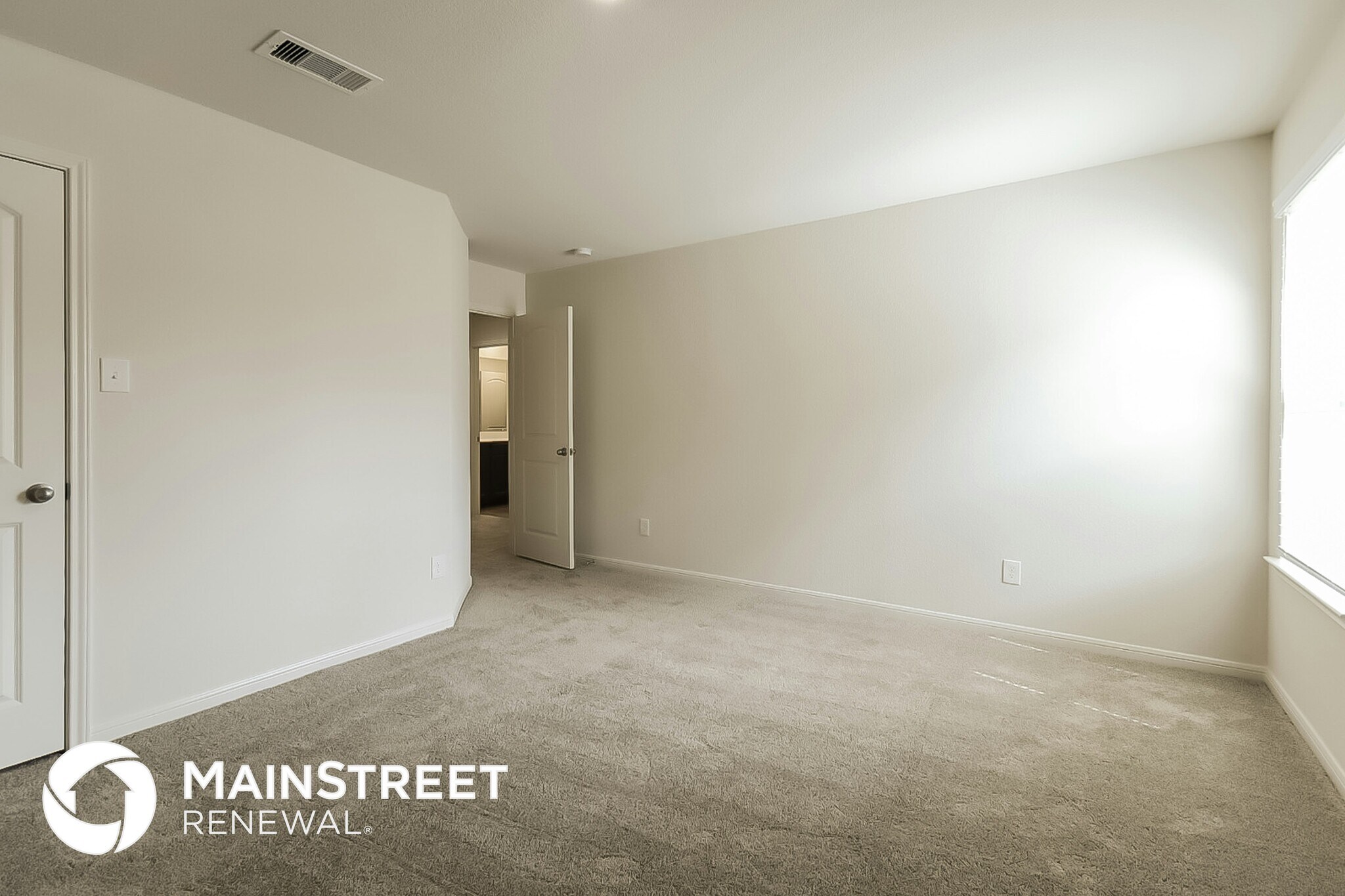 Building Photo - 26213 Raphael Dr